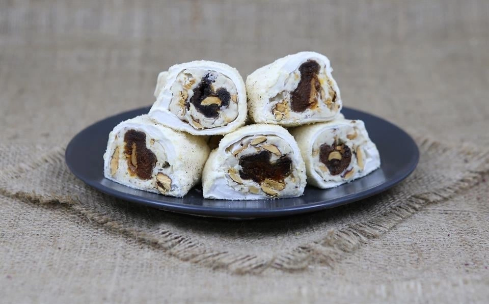 Делайт локум с фундучным кремом и хурмой, покрытый фундучной пудрой, 1 кг купить