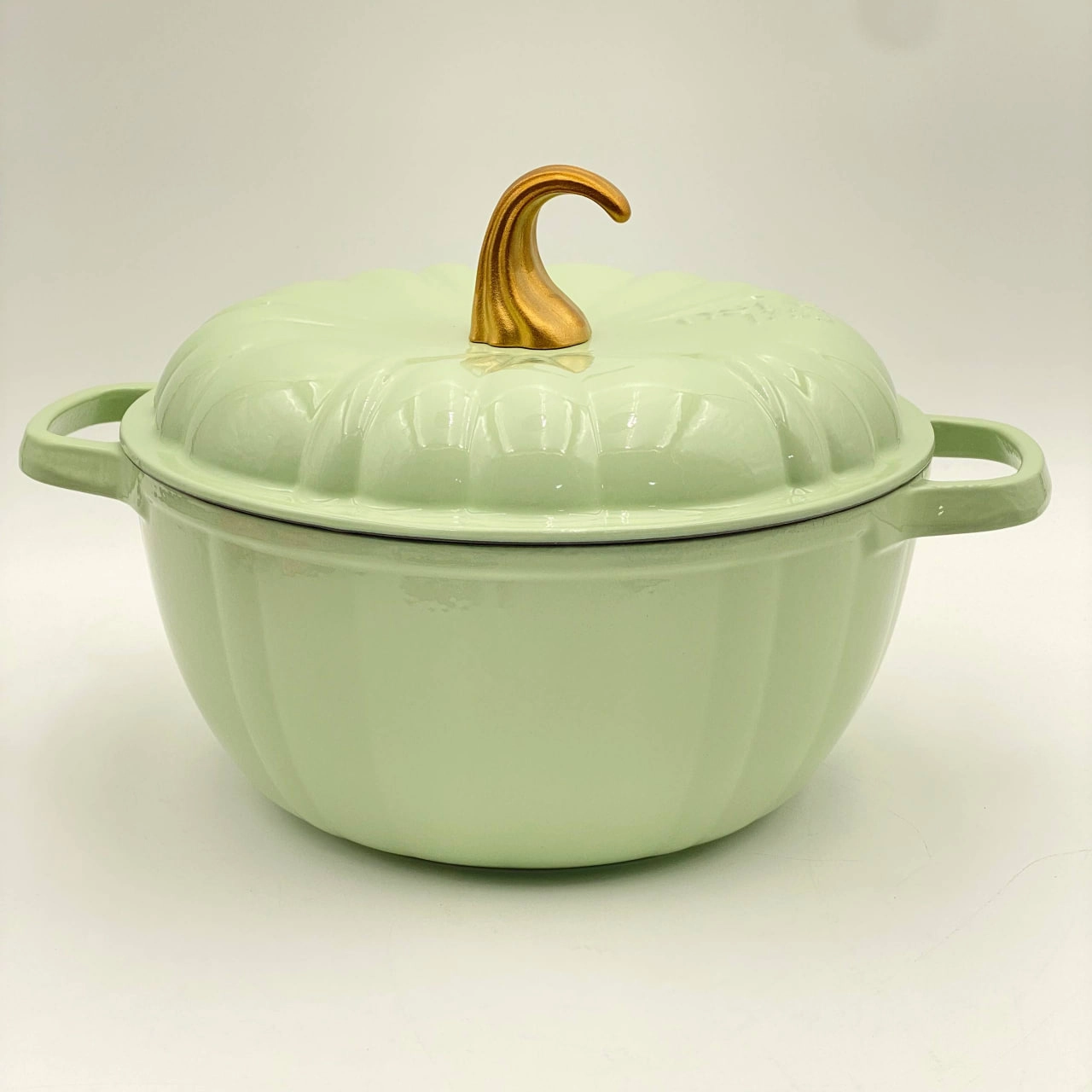 Чугунная эмалированная кастрюля 7л, Тыква, Зелёный купить