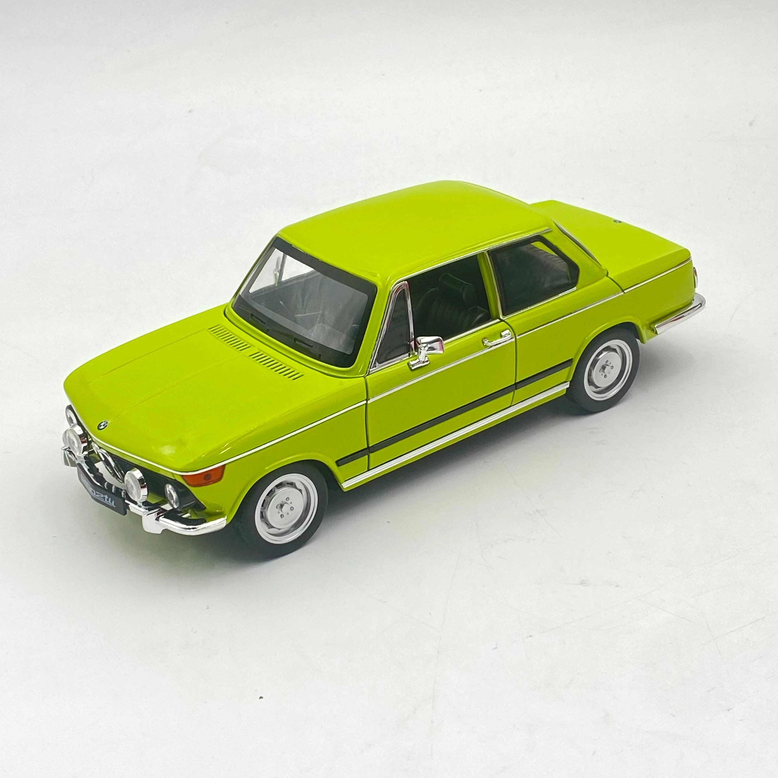 Игрушечная машина модель - BMW seria 2002TU, Green купить