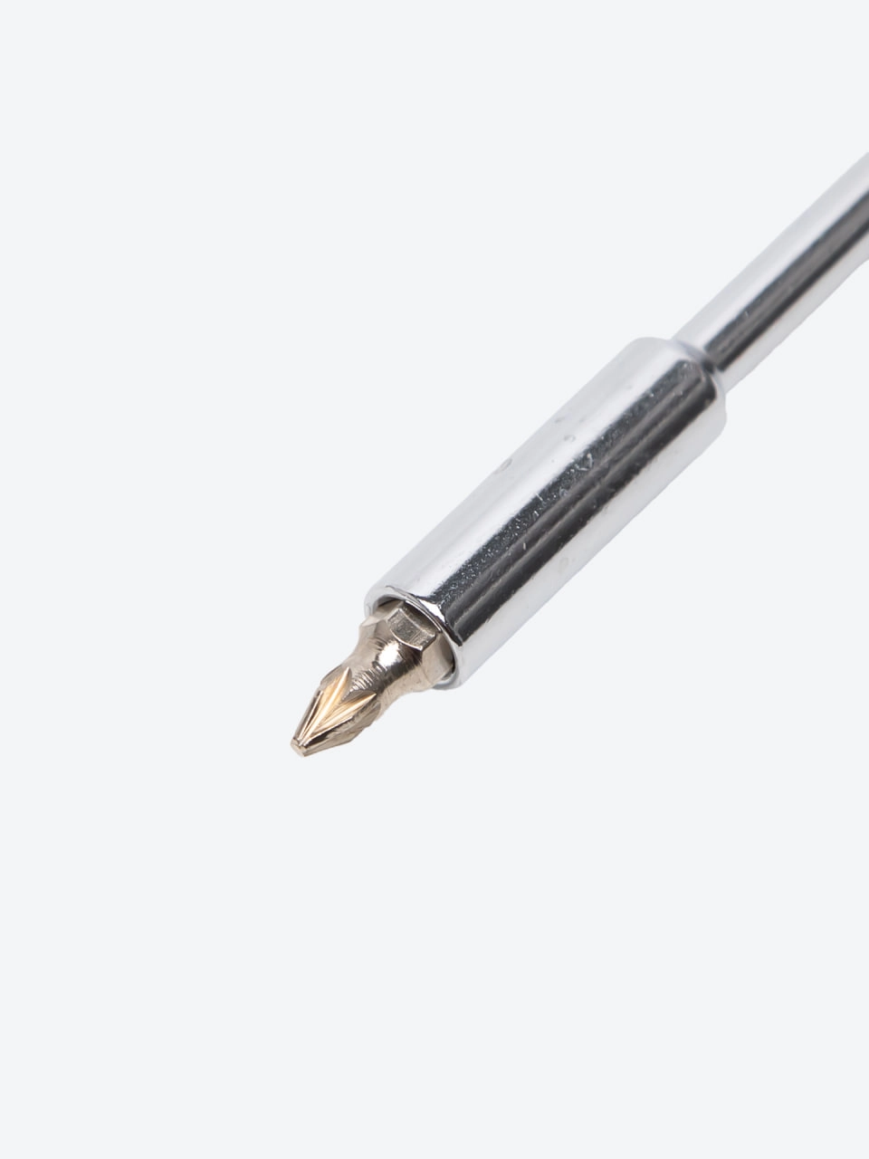 ADEGSO AD-50501 11 ta otvёrtka iborat to&lsquo;plam bo'lib to'lash