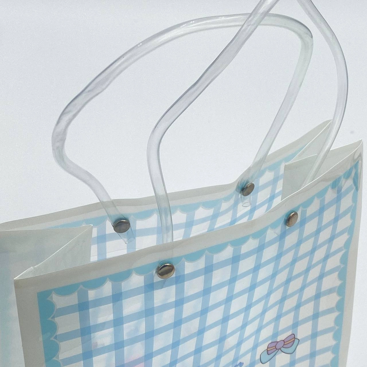 Подарочный пакет A5 «Flower», цветочный принт, 3 цвета - фото №6 Подарочный пакет A5 «Flower», цветочный принт, 3 цвета рассрочка