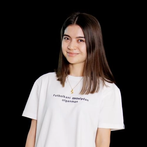"Futbolkani asaxiydan olganman" White futbolkasi O'zbekistonda