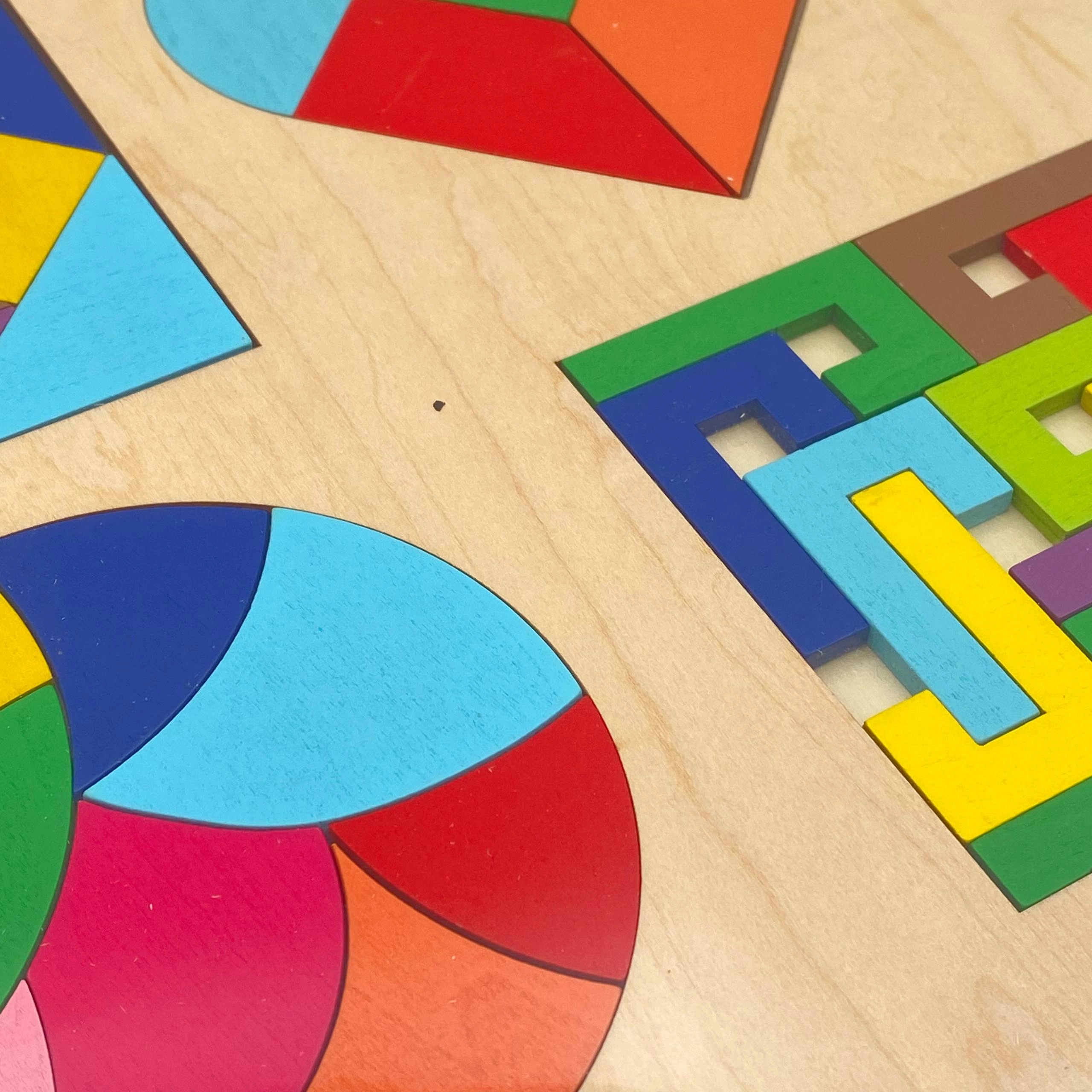 Taxta pazl: Boshqotirmalar va shakllar O'zbekistonda