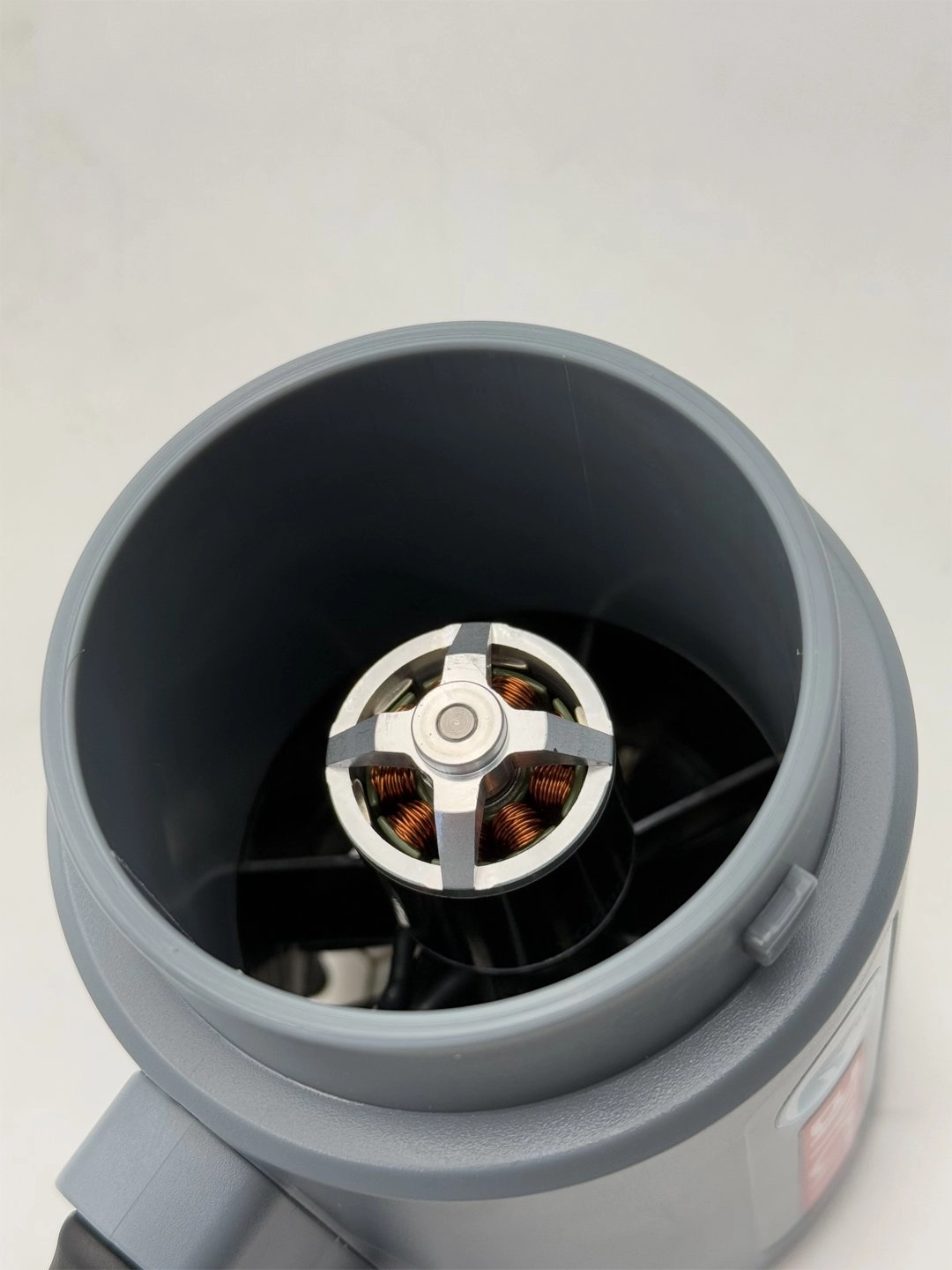 Аккумуляторная воздуходувка BIYOTI BYT-EB11 20 В (2-2511) цена