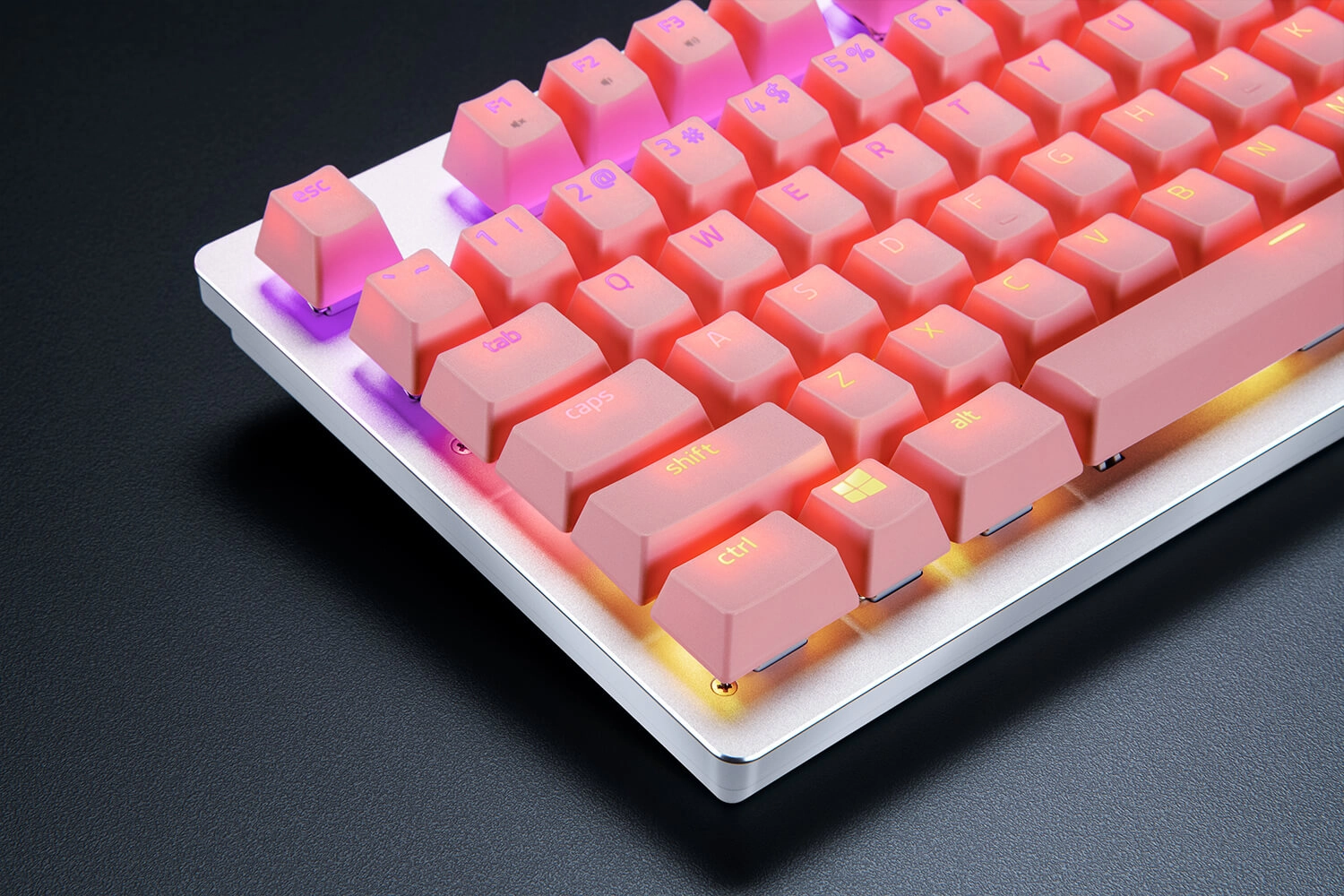 Комплект кейкапов Razer PBT Keycap Upgrade Set, Quartz Pink - фото №3 Комплект кейкапов Razer PBT Keycap Upgrade Set, Quartz Pink недорого