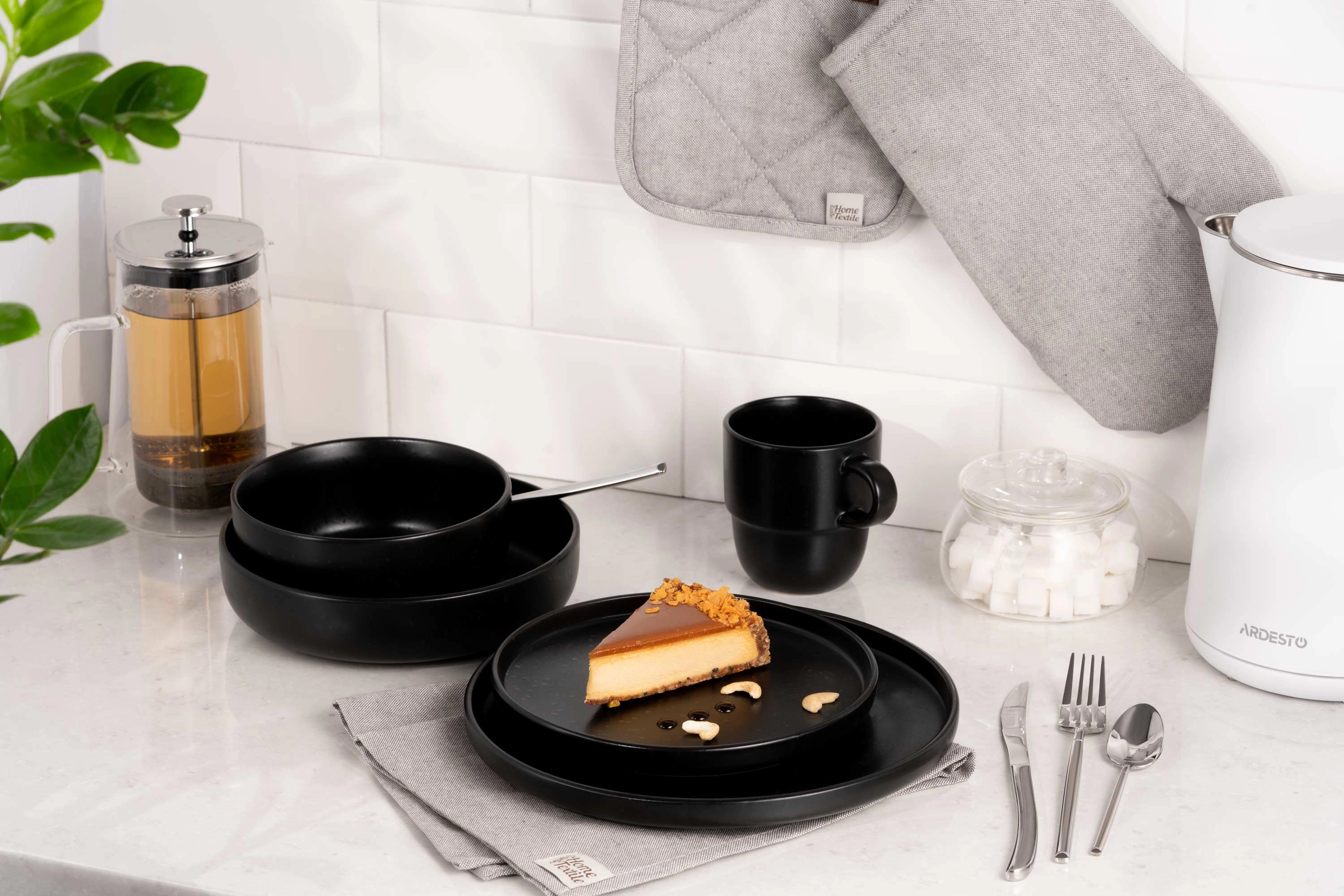 ARDESTO Trento salat idishi, 16 sm, qora, keramika (AR2916TB) arzon