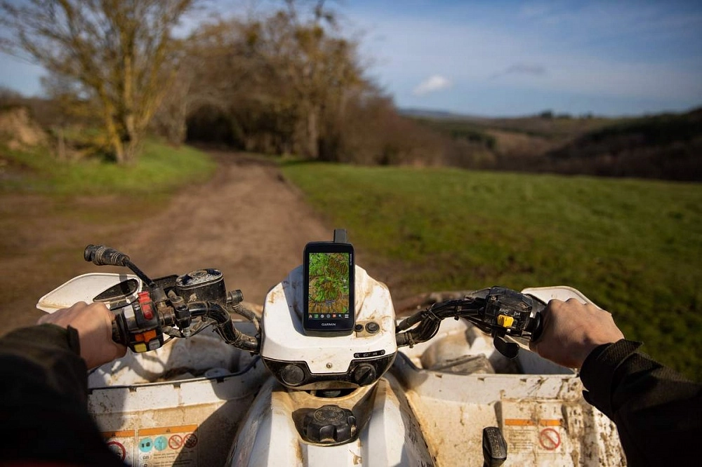 Навигатор Garmin MONTANA 700 характеристики