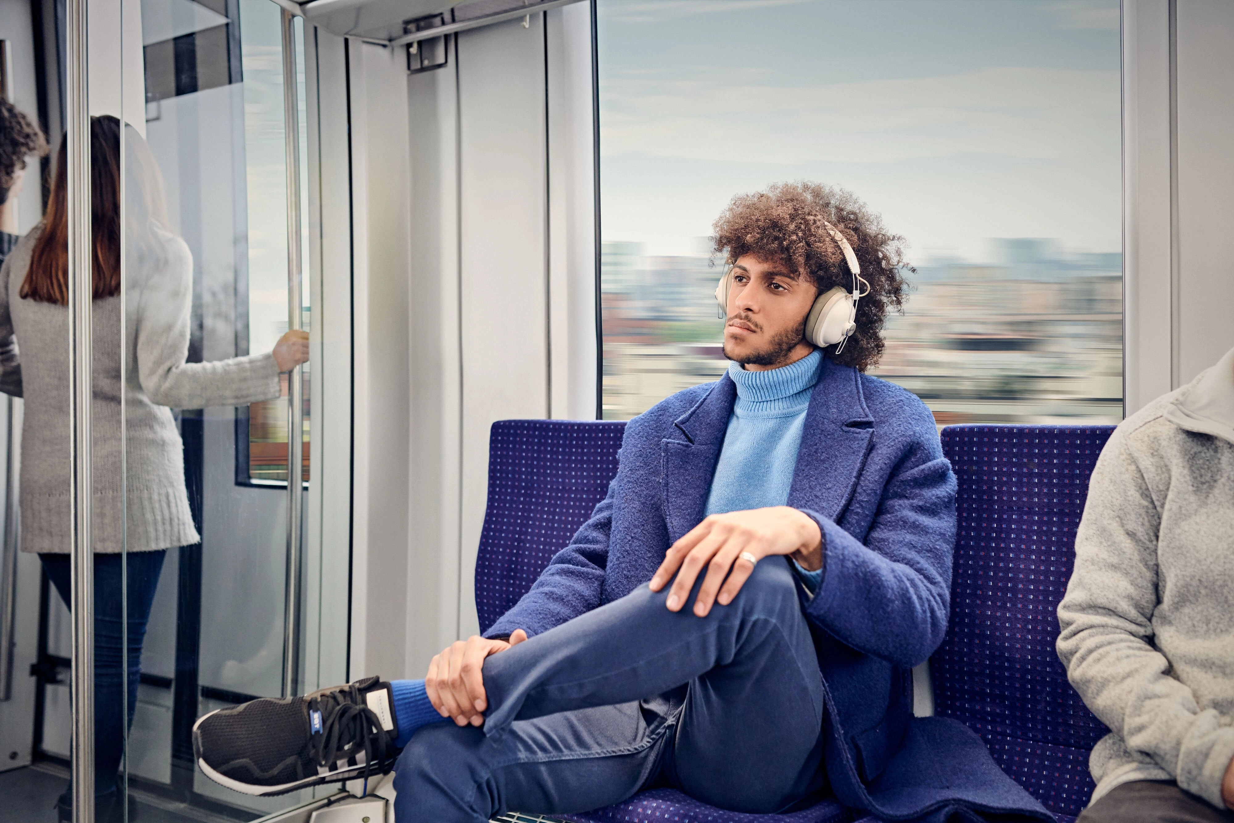 Panasonic RP-HTX90NGCW White simsiz quloqchini yetkazib berish