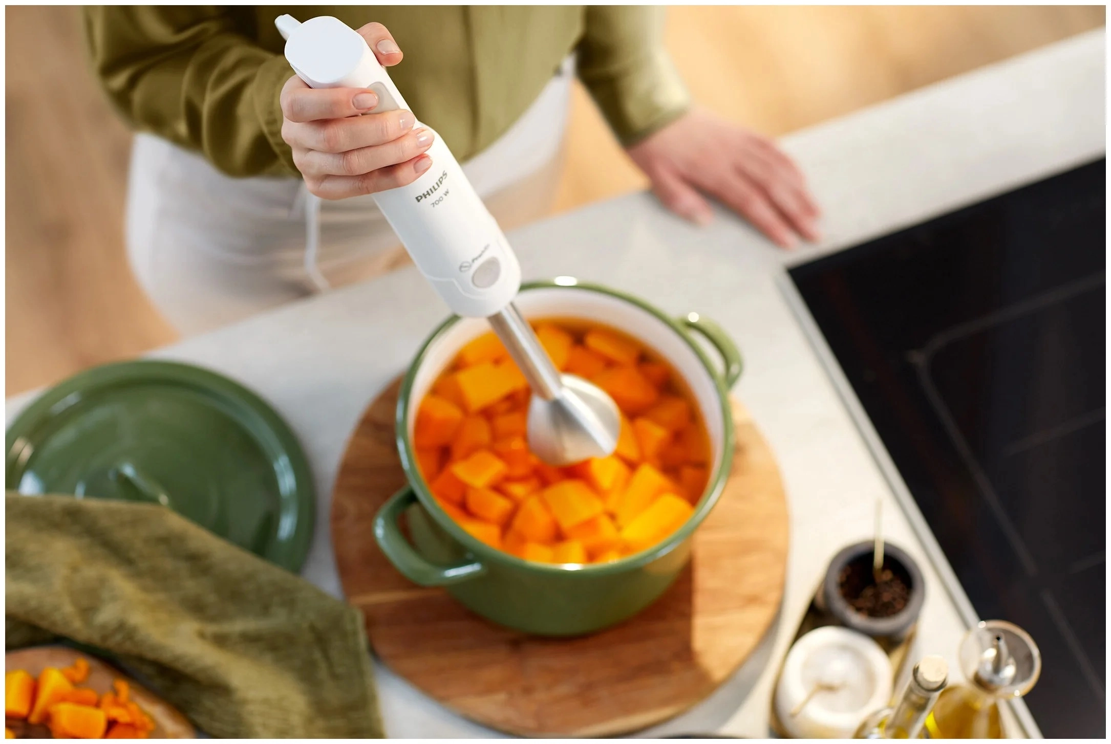 Philips HR2545 Daily Collection blenderi tez yetkazib berish