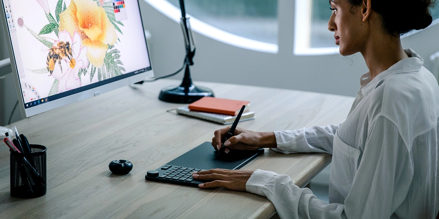 HUION Inspiroy Keydial KD200 grafik plansheti tez yetkazib berish