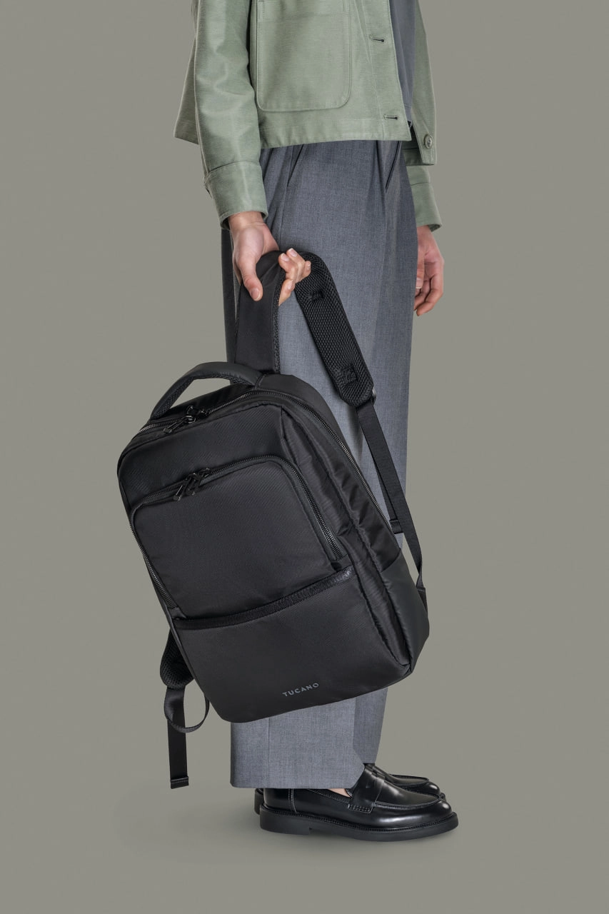 Noutbuk ryukzagi Tucano 15.6" Planet Lunar Backpack, Black tez yetkazib berish