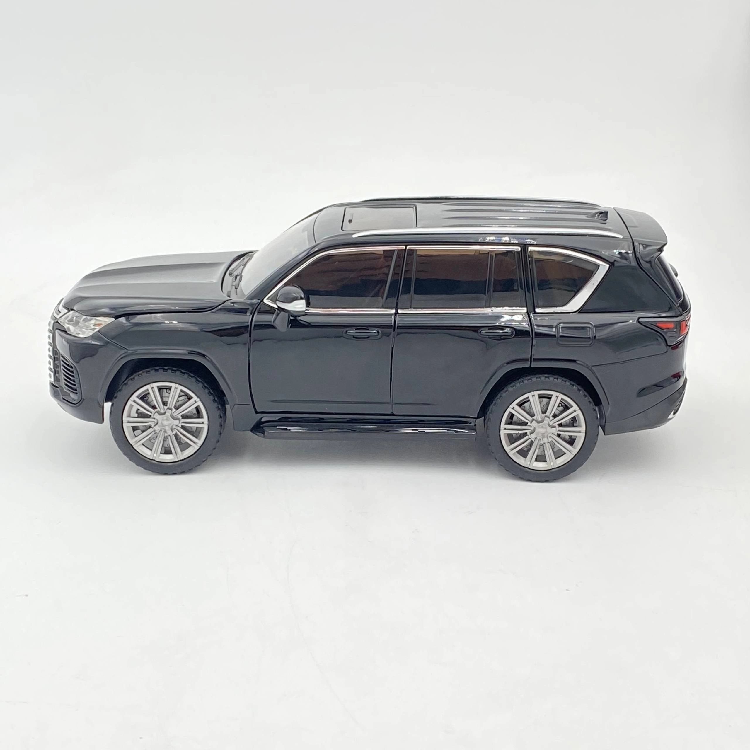Игрушечная машина модель - Lexus LX600 недорого