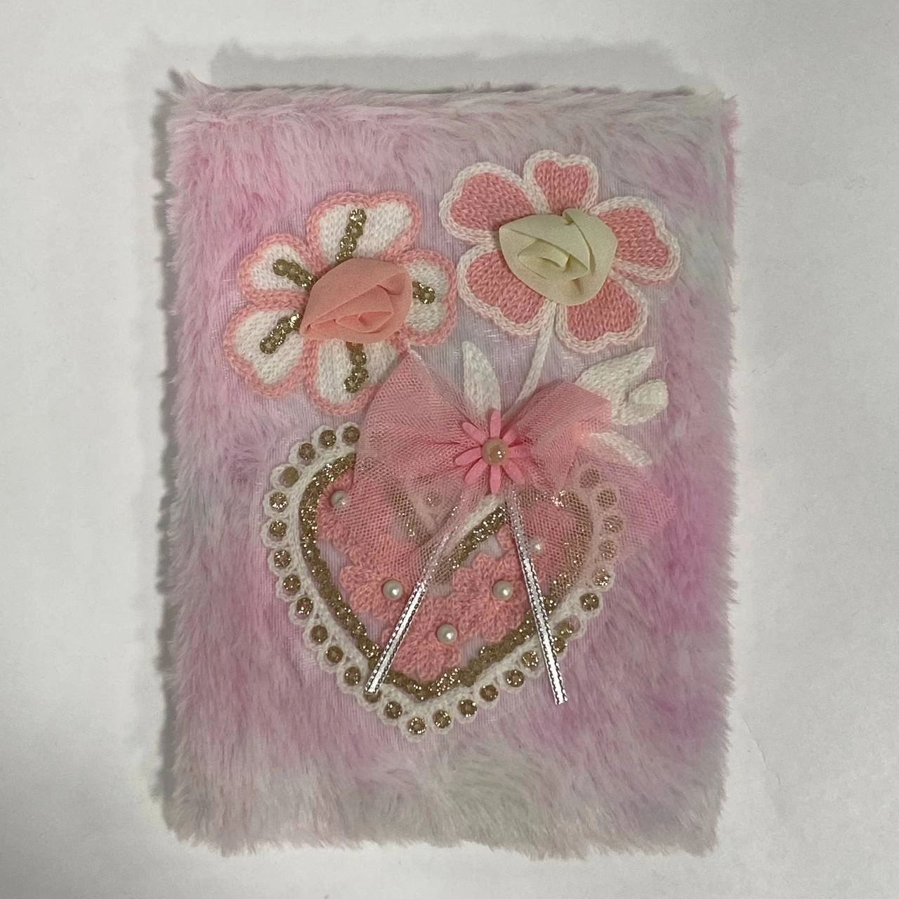 Pahmoq tukli bloknot (gulli) sotib olish