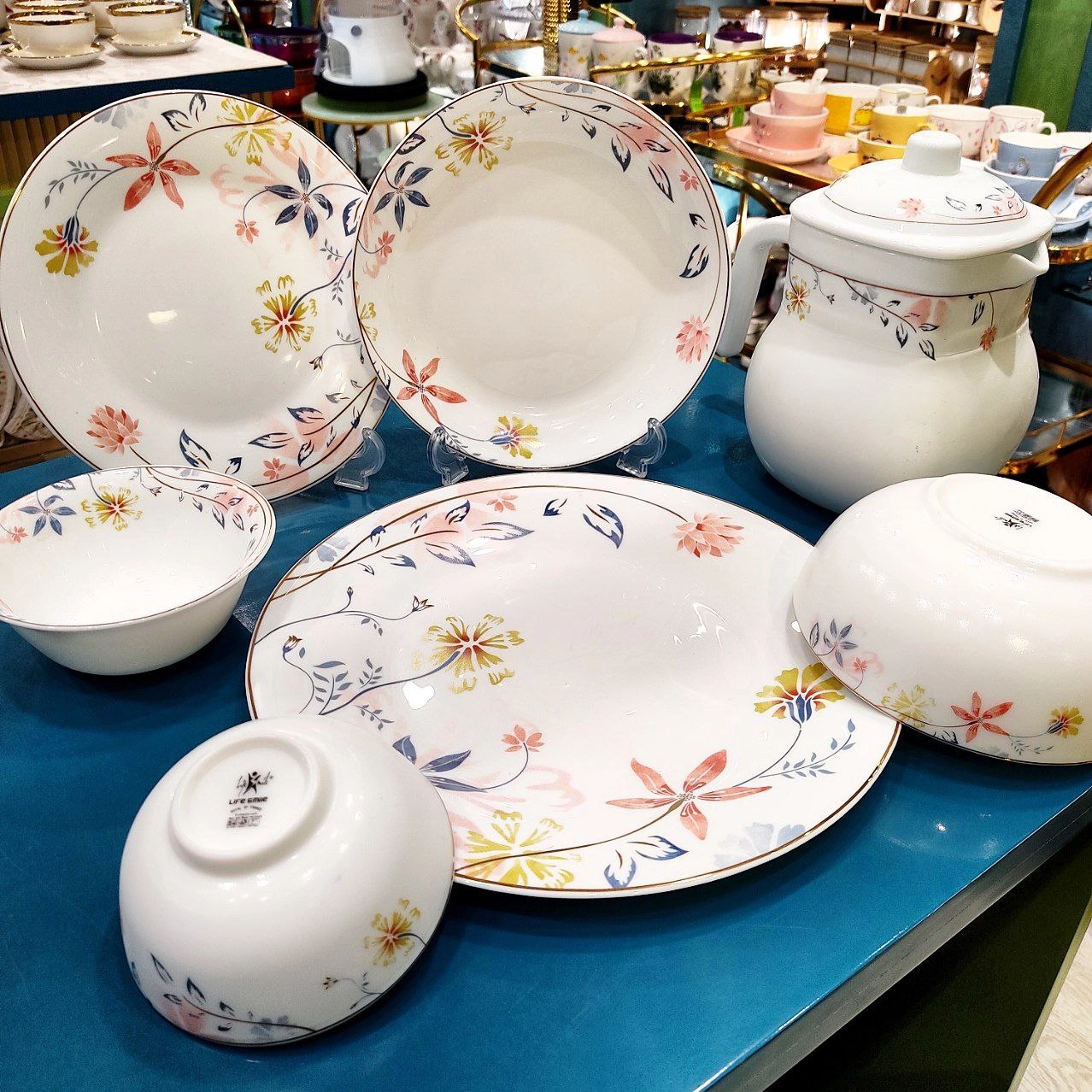 Набор Столовый сервиз R8 Life Smile купить