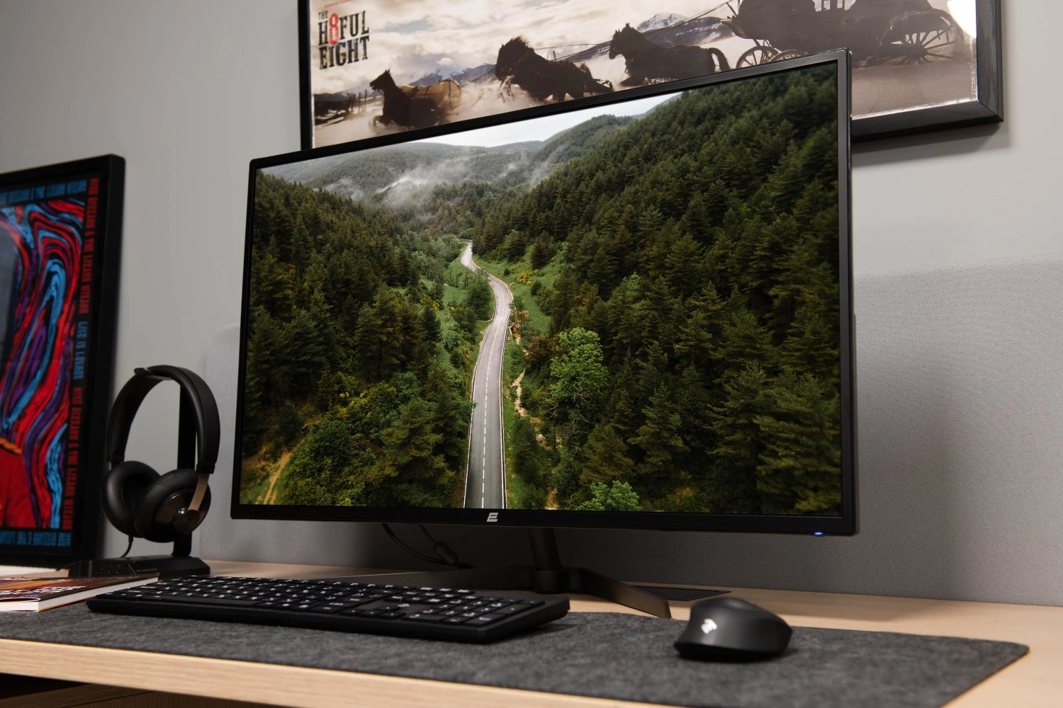 2E GAMING C3220B (1920x1080) monitori yetkazib berish