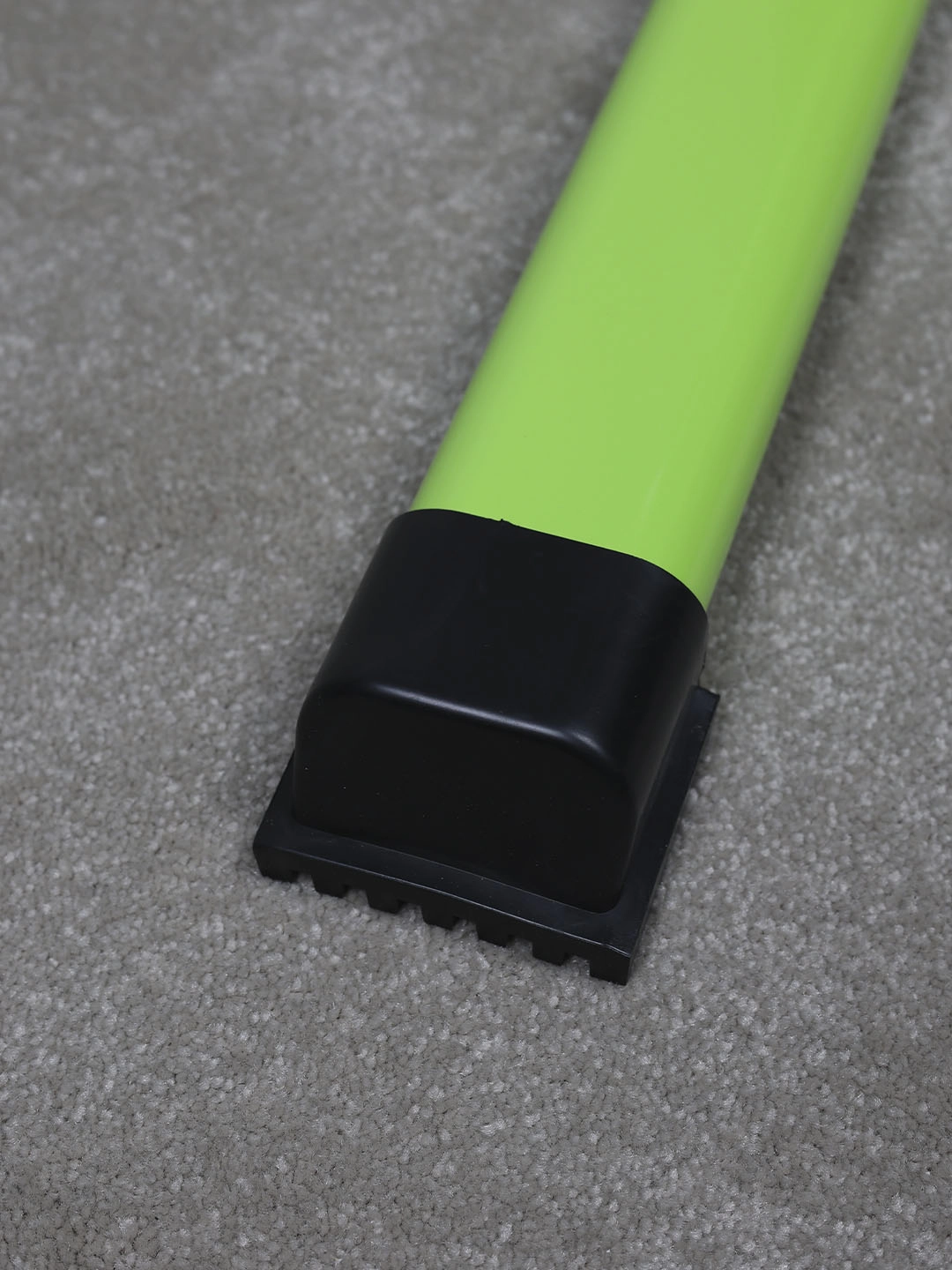 Uy va sport zal uchun polga o&lsquo;rnatiladigan parallel bruslar O'zbekistonda