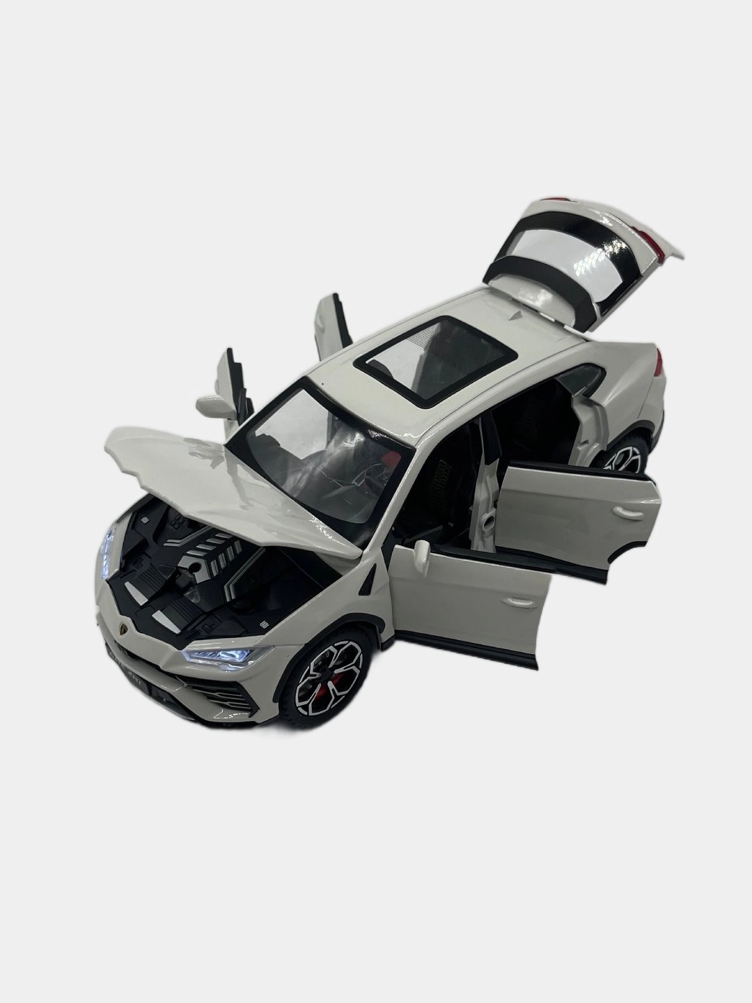Lamborghini Urus 1/24 metall kolleksiya mashinasi, White sotib olish