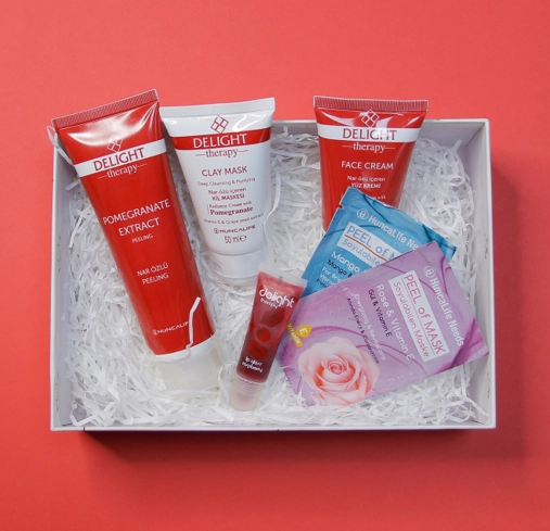 Подарочный Набор "Delight Therapy" 🎁 + 5 масок в подарок недорого