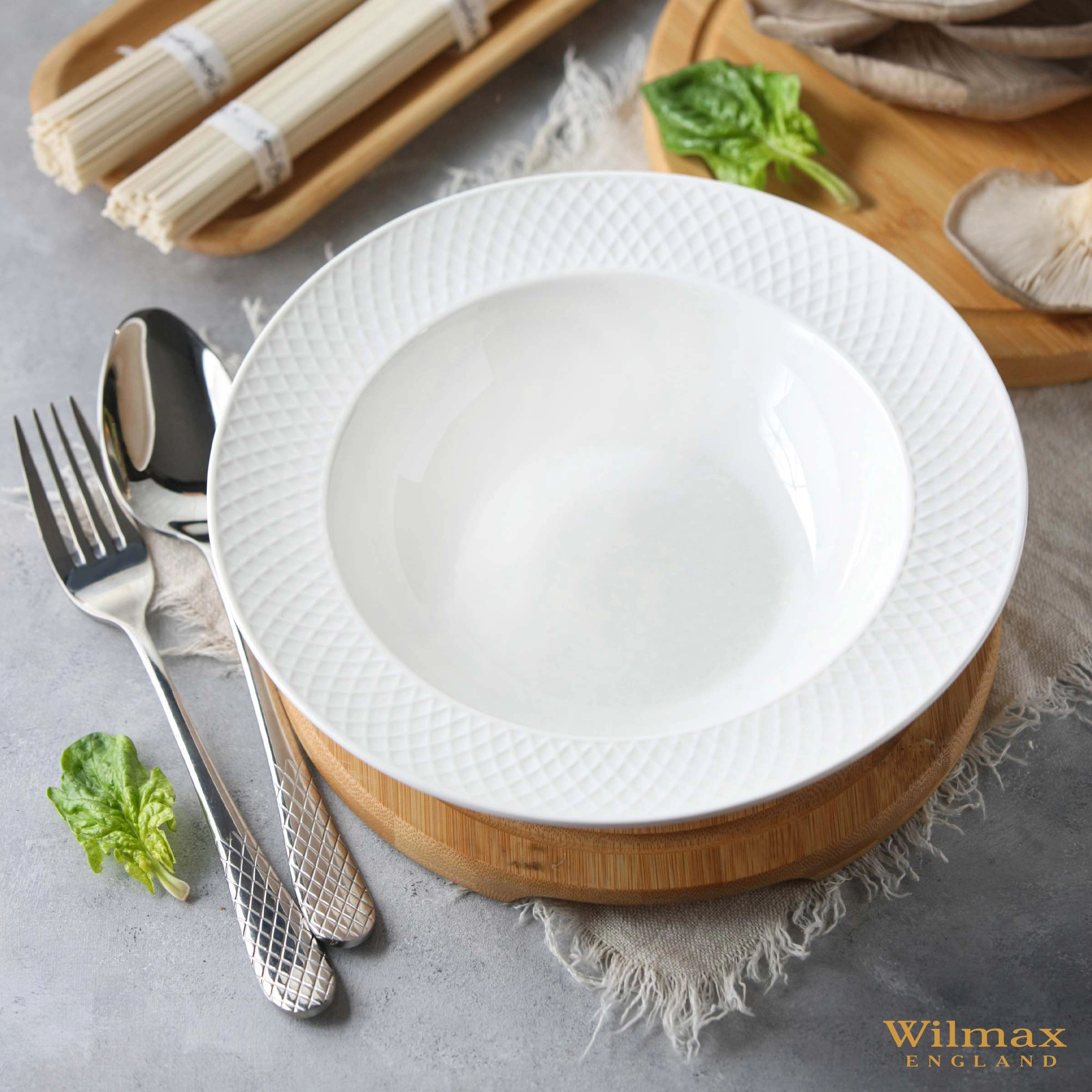 Набор глубоких тарелок Wilmax Julia Vysotskaya 22,5 см WL‑880102‑JV/6C (6 шт) - фото №5 Набор глубоких тарелок Wilmax Julia Vysotskaya 22,5 см WL‑880102‑JV/6C (6 шт) онлайн