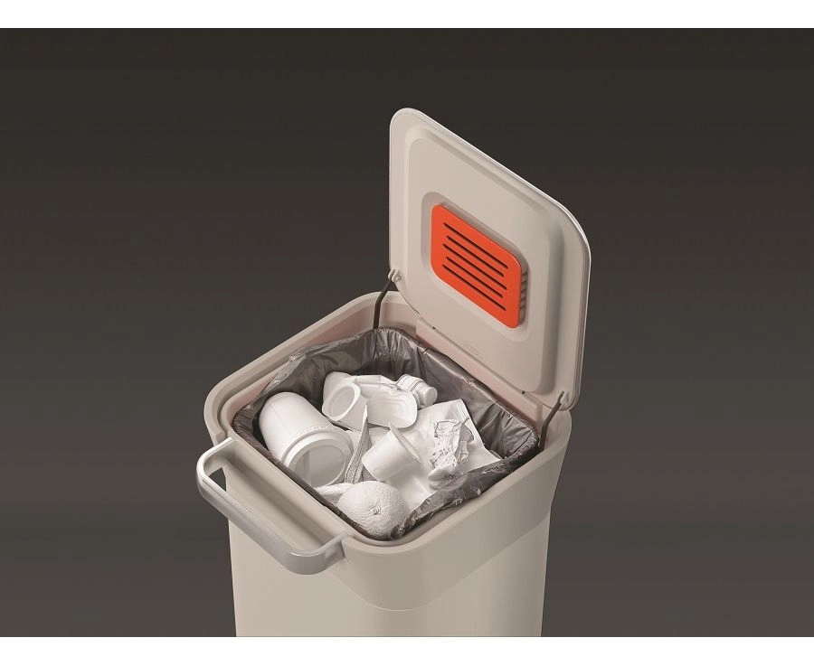 Joseph Joseph Titan 30039 pressli axlat qutisi, 20 l bo'lib to'lash