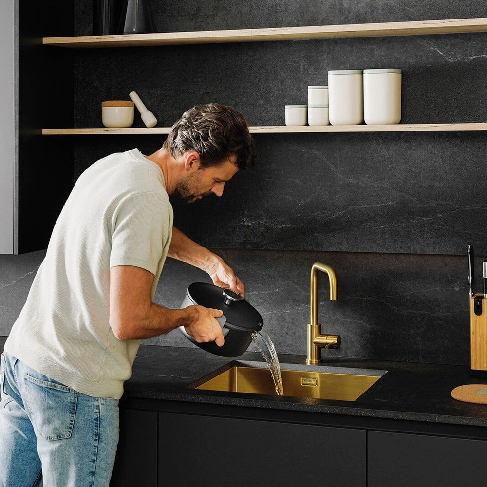 Кастрюля с крышкой Berghoff Leo Phantom 5,6 л 3950577 рассрочка