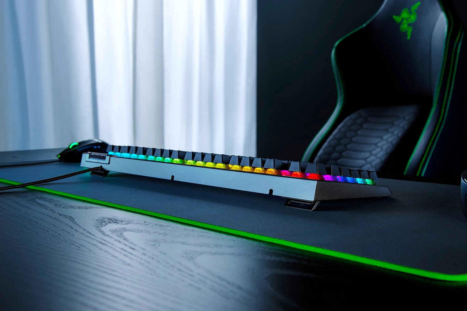 Klaviatura simli Razer BlackWidow V4 X Green Switch bo'lib to'lash