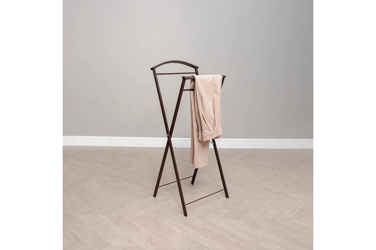 Kostyum ilgichi Kontur, Brown O'zbekistonda