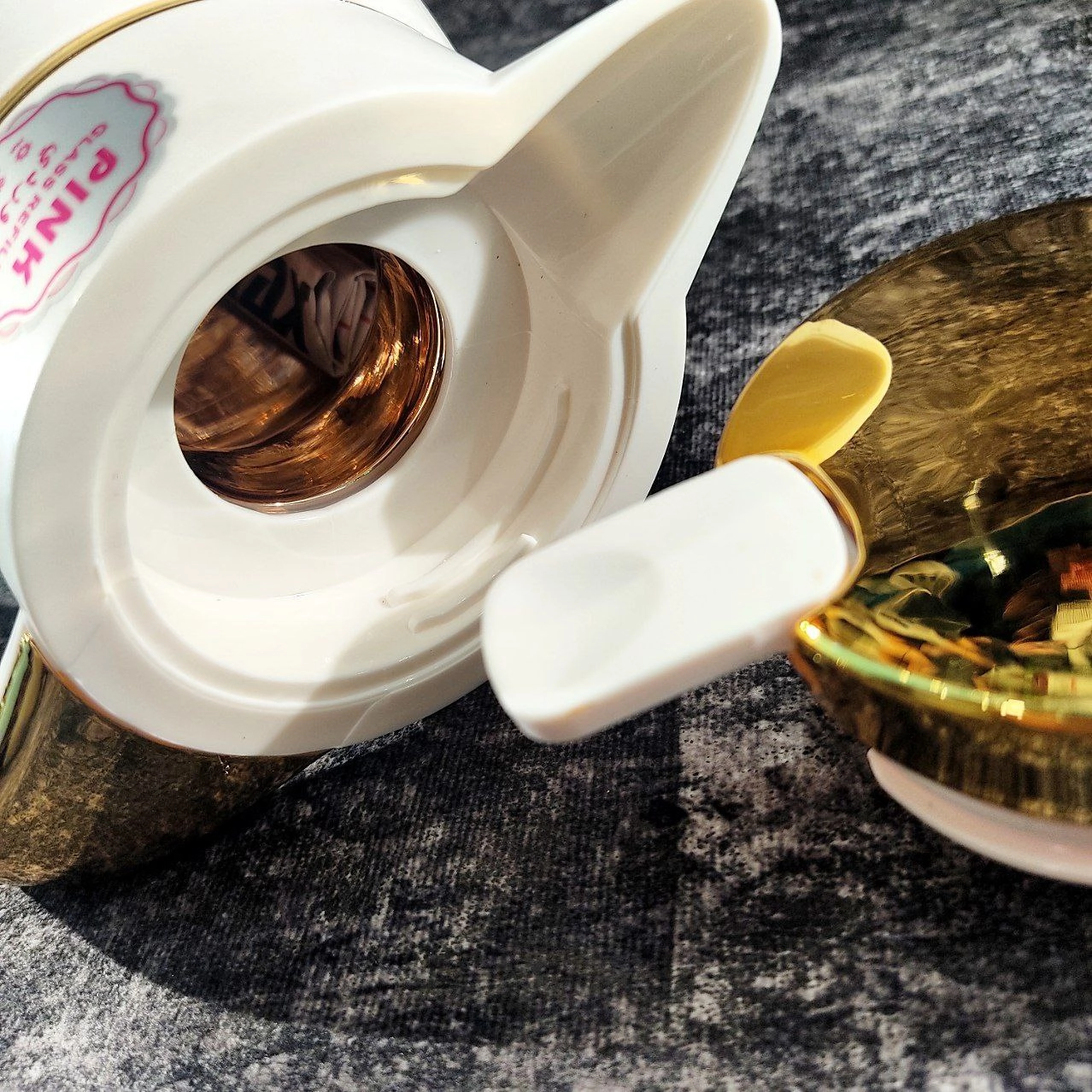 Термос Life Smile 1 л (black, white) недорого