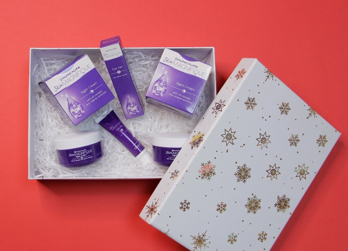 "Skin Magnifique" sovg'a to'plami 🎁 + 5 ta niqob sovg'aga sotib olish