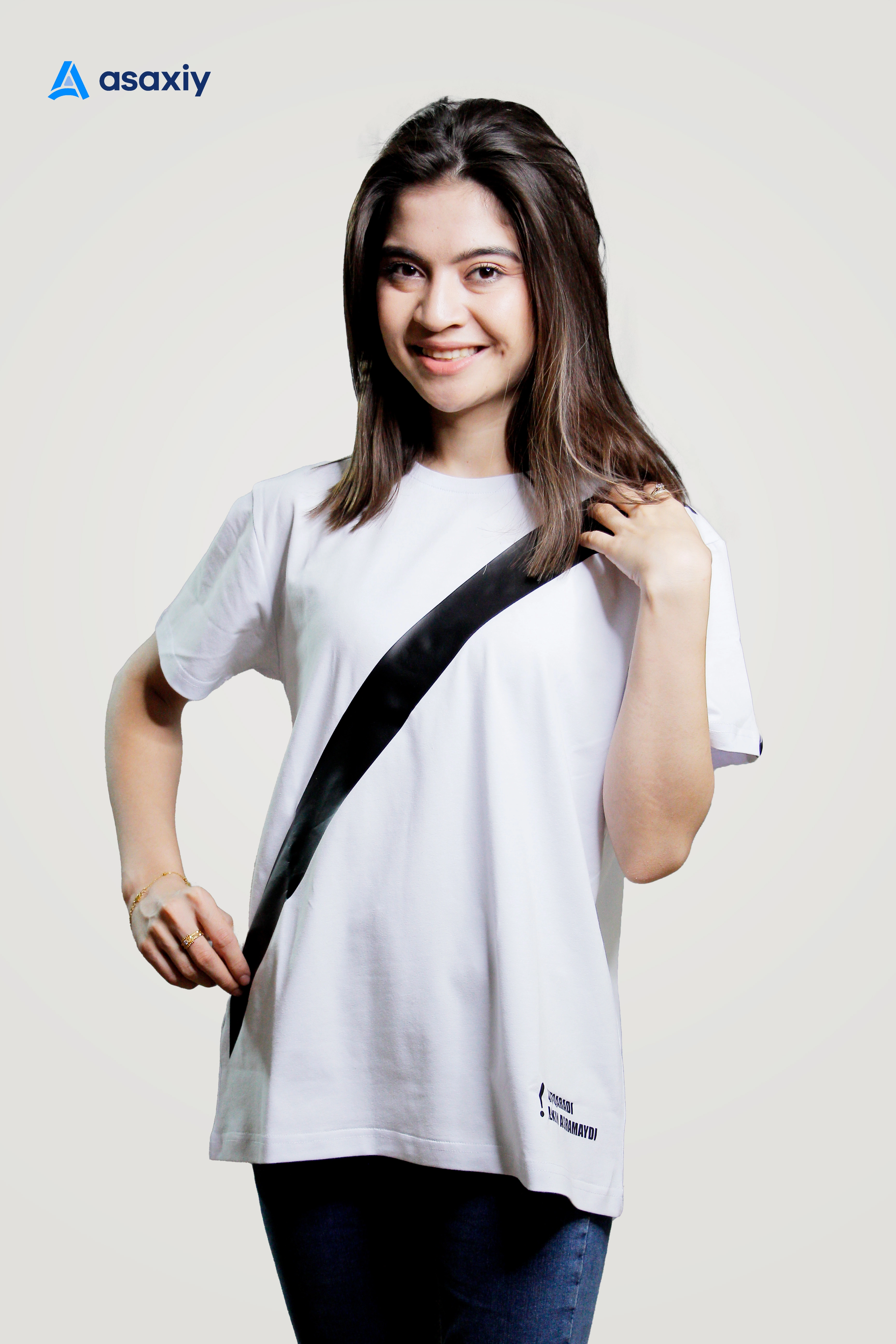 "Qutqaradi, lekin asramaydi!" futbolkasi onlayn