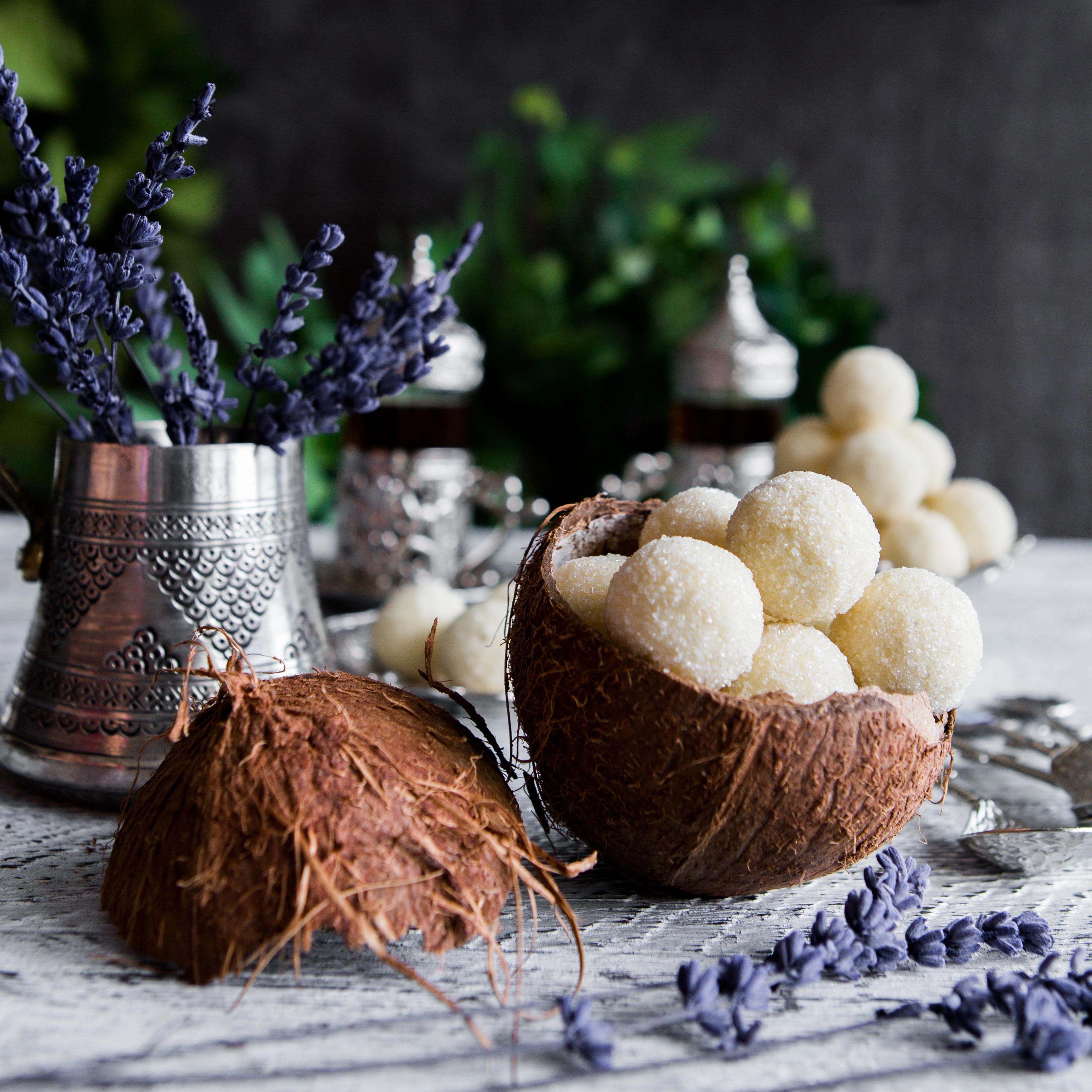 Shakar bilan qoplangan oq trufel , 1 kg sotib olish