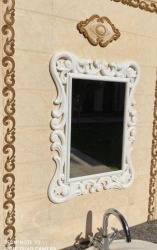 Настенное зеркало 980 (65смХ48см) купить