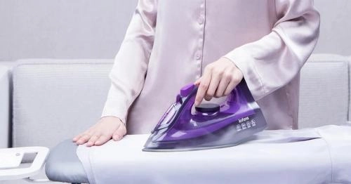Беспроводной утюг Xiaomi Lofans Steam Iron YD-012V в Узбекистане