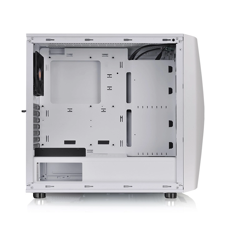 Компьютерный корпус Thermaltake Commander C34 TG Snow ARGB Edition (CA-1N5-00M6WN-00) - фото №4 Компьютерный корпус Thermaltake Commander C34 TG Snow ARGB Edition (CA-1N5-00M6WN-00) в Узбекистане