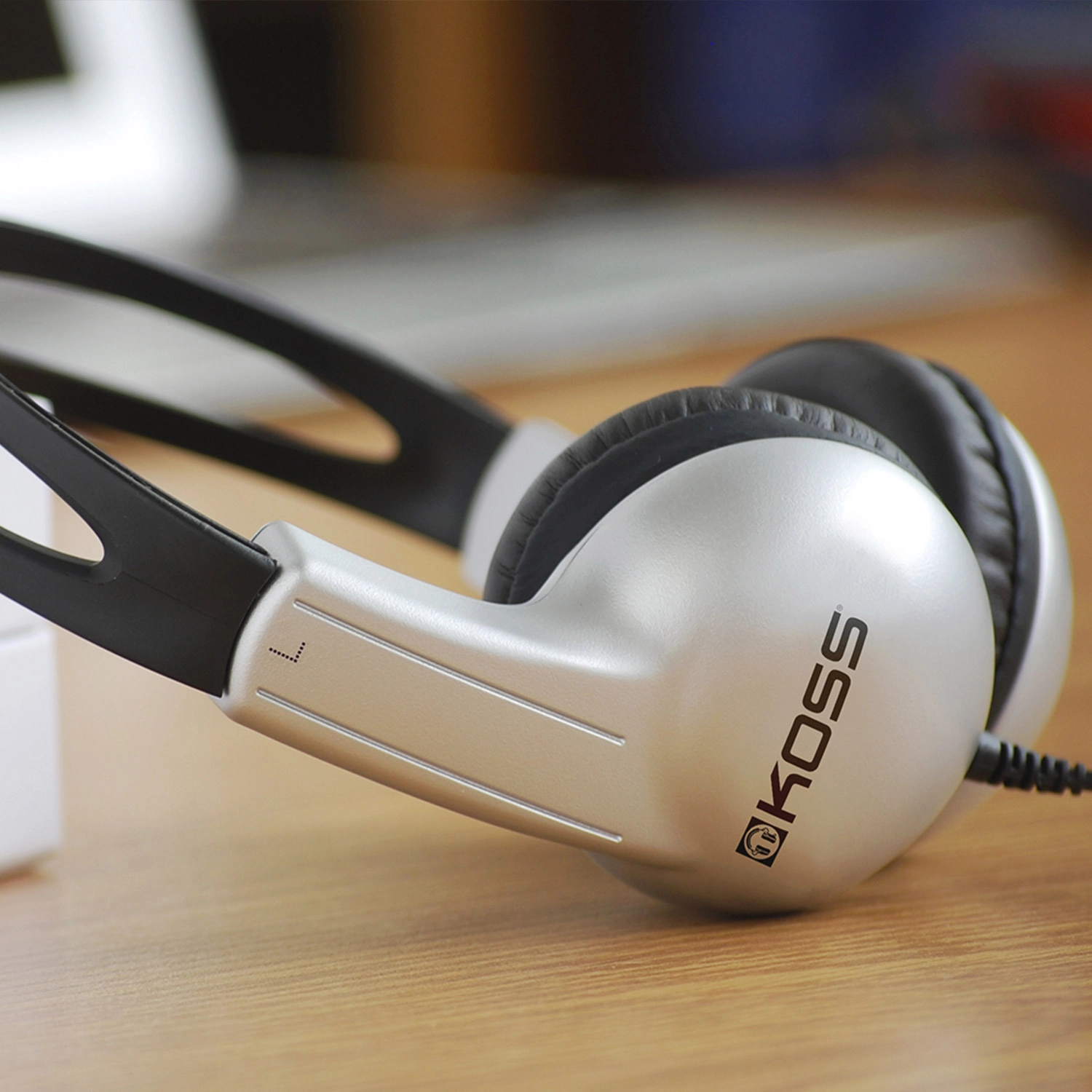 Наушники Koss UR10 RW V5 в Узбекистане