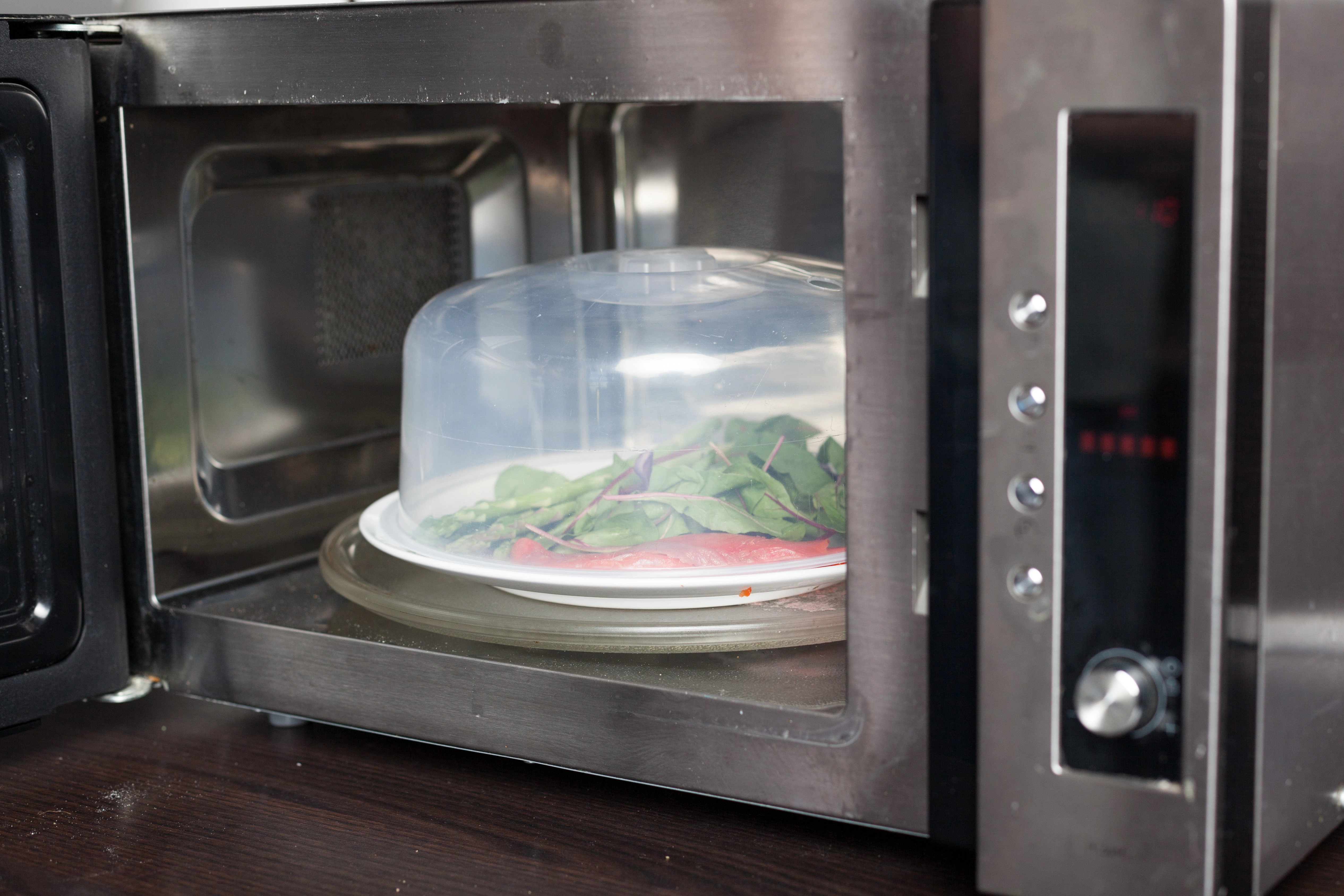 Крышка для СВЧ Plast Team HELSINKI, с паровыпускным клапаном, d248x110 мм, 248х248х110 в Узбекистане