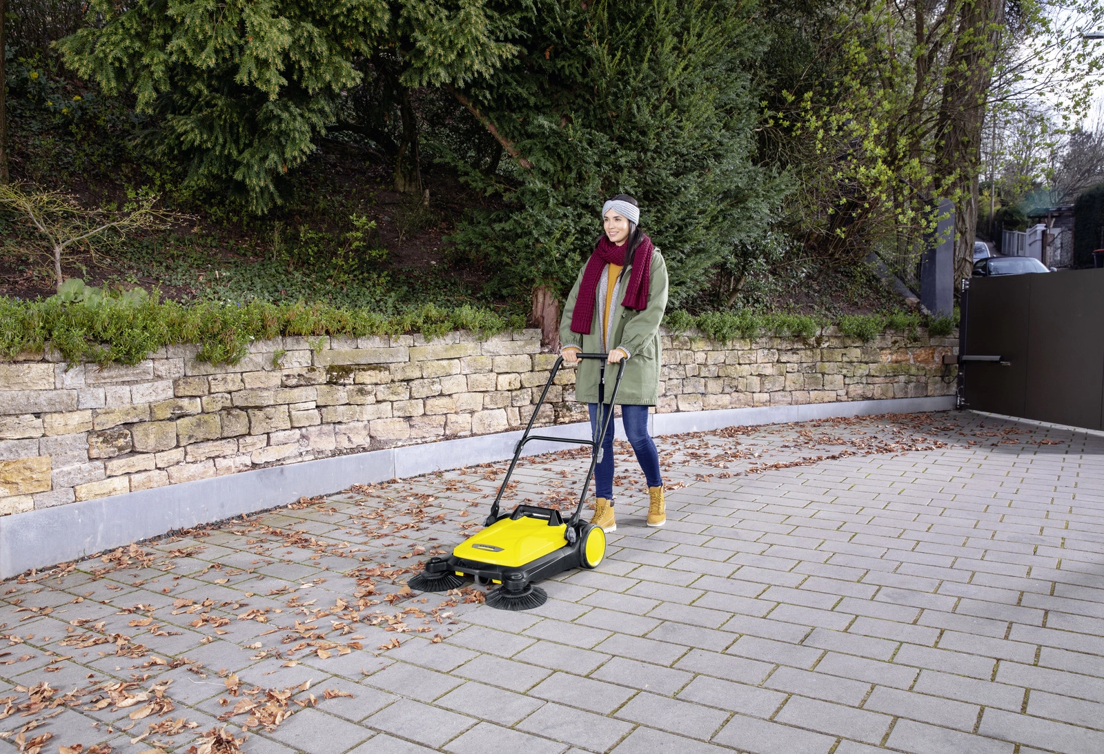 Подметальная машина KARCHER S 4 Twin в Узбекистане