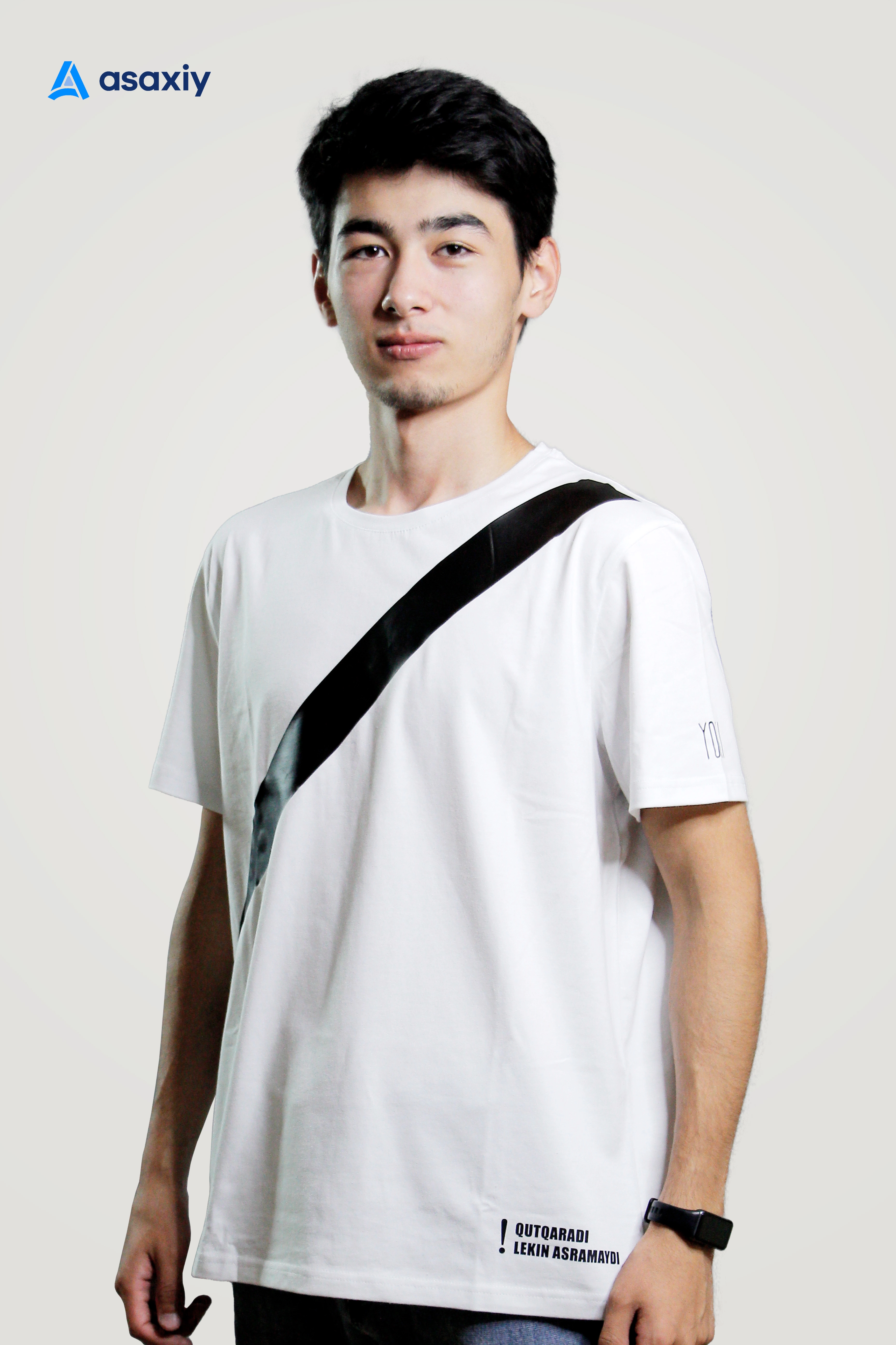 "Qutqaradi, lekin asramaydi!" futbolkasi bo'lib to'lash