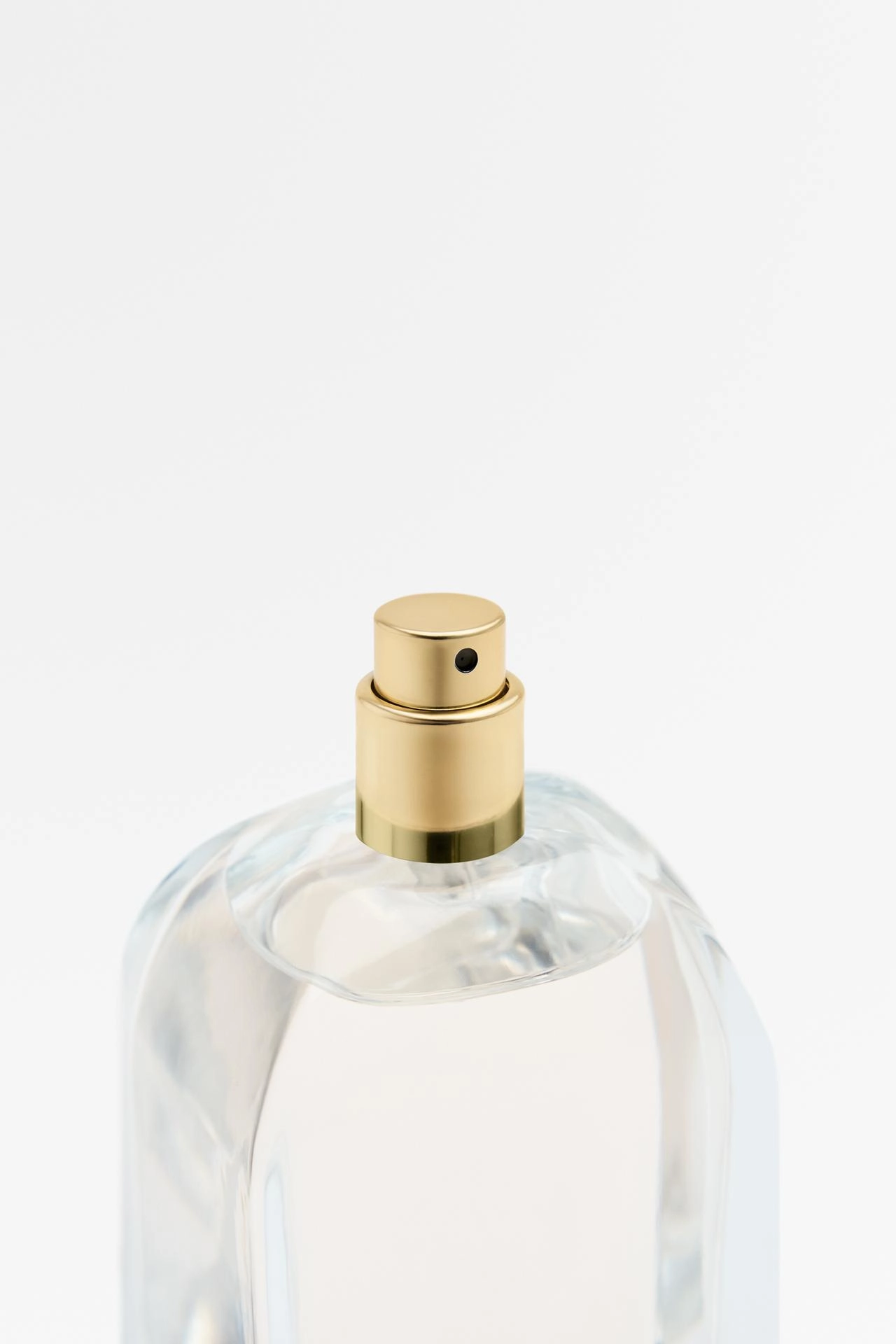 ZARA LIGHTLY BLOOM Ispancha ayollar atiri 100 ML arzon