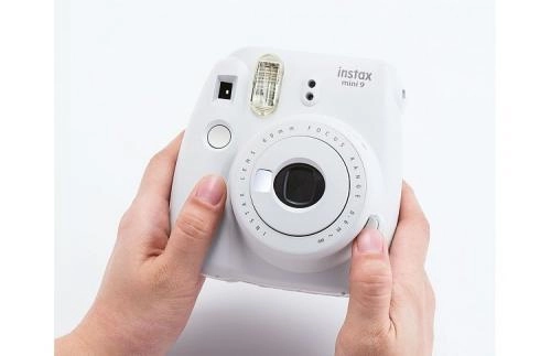 Фотокамера для моментальных снимков INSTAX mini 9 (White) в Узбекистане