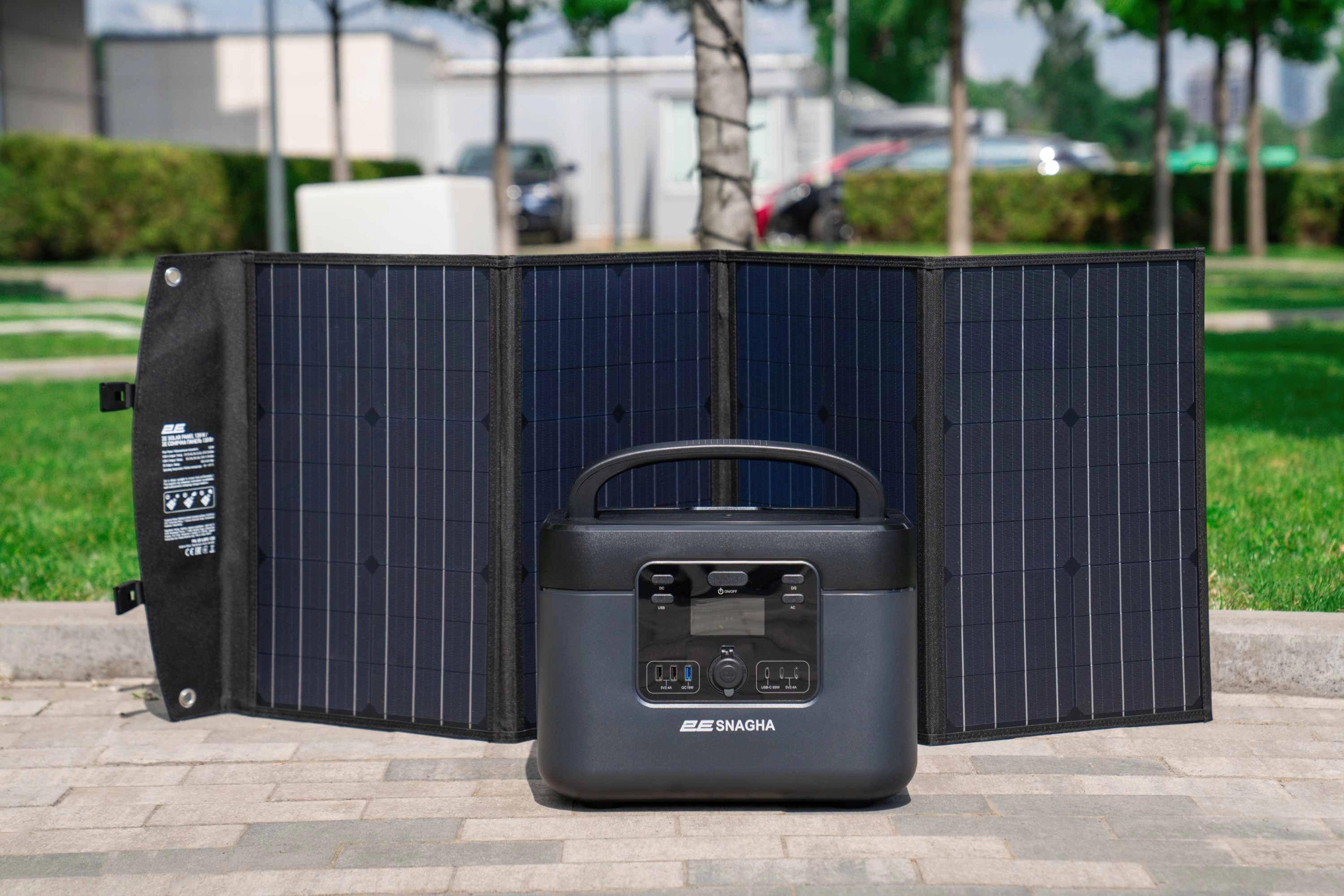Портативная солнечная панель 2E 120W (2E-LSFC-120) - фото №9 Портативная солнечная панель 2E 120W (2E-LSFC-120) характеристики