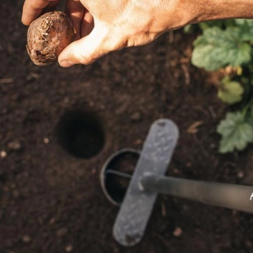 Сеялка для посадки луковичных Fiskars Ergo 1057078 цена