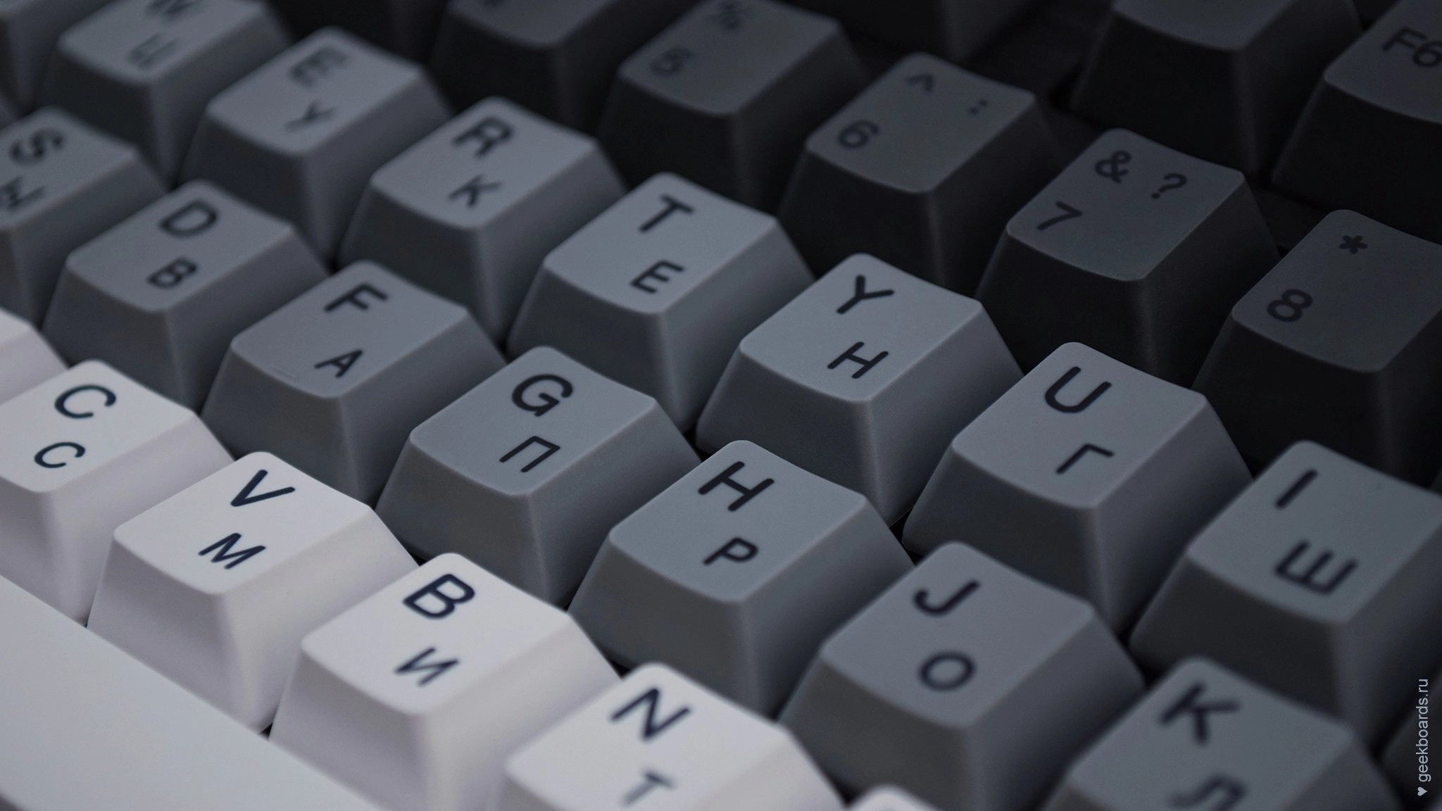 Клавиатура Varmilo MA108M V2 Yakumo, EC Sakura V2, RU + коврик в подарок цена