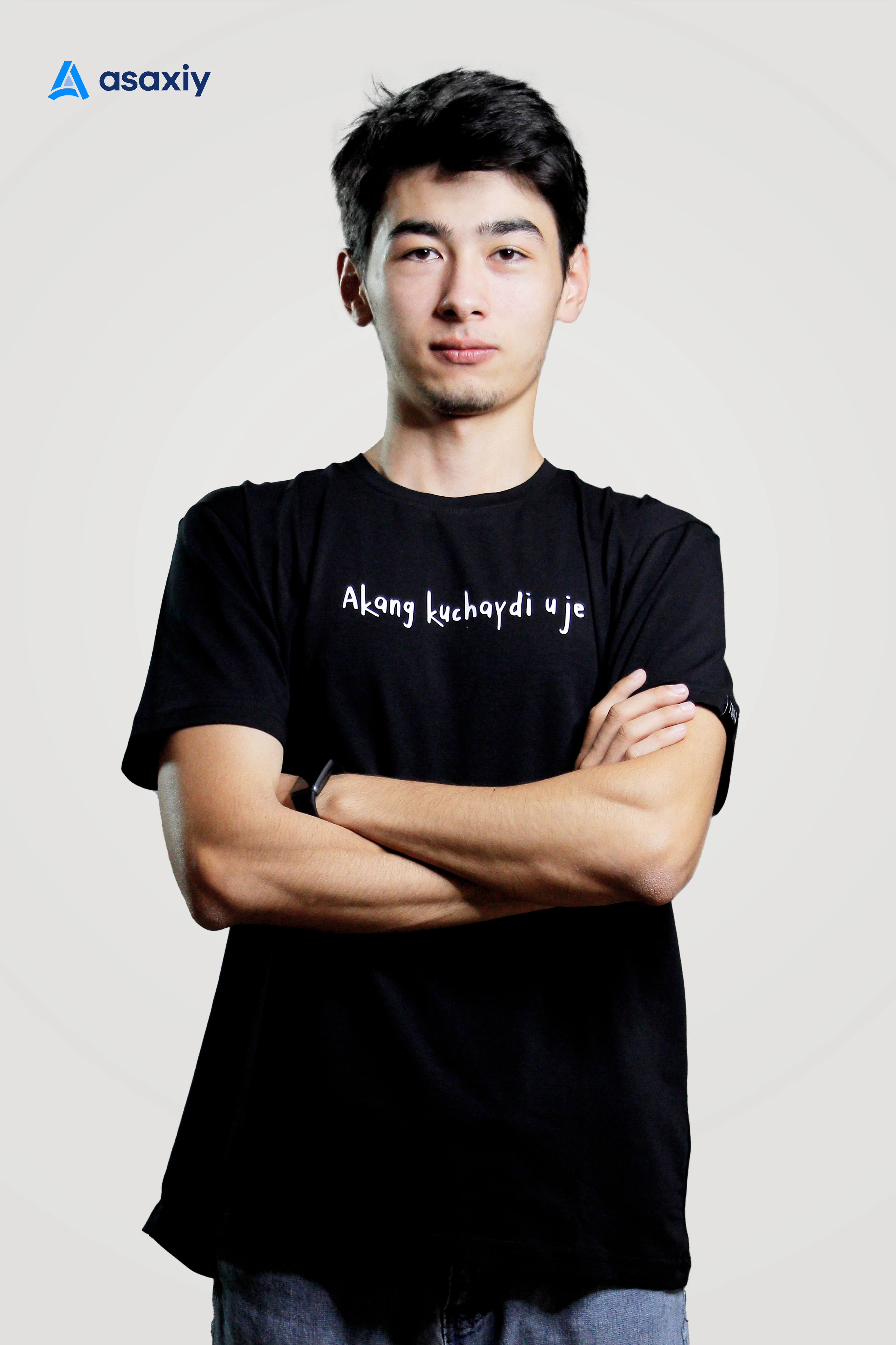 YOKI "Akang kuchaydi uje" Black futbolkasi XL O'zbekistonda