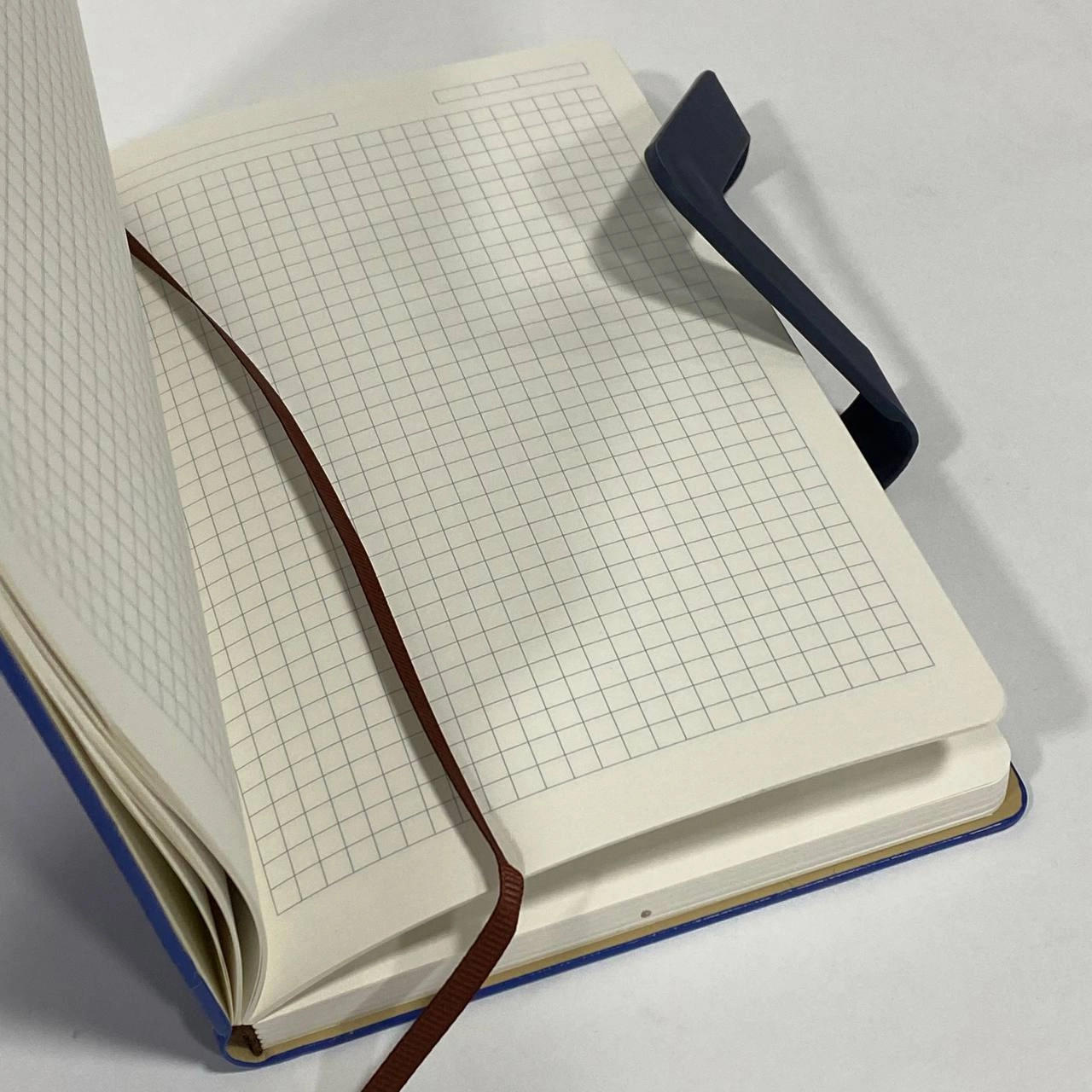 HR-62-25 ko'k magnitli bloknoti (100 varaq) O'zbekistonda