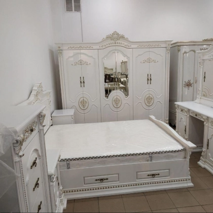 "SILVIYA OQ" yotoqxona mebeli