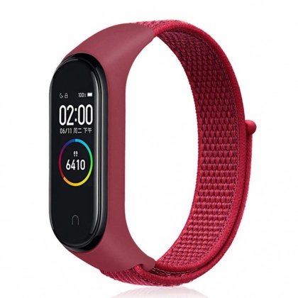 Сменный браслет Xiaomi Mi Band 5 / Mi Band 4 / Mi Band 3 нейлоновый Красный