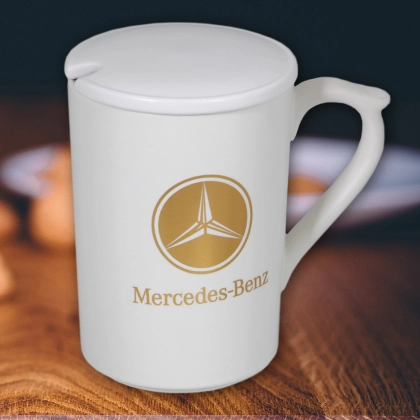 Mashina belgilari tushirilgan, qopqoqli keramik krujka, 280 ml