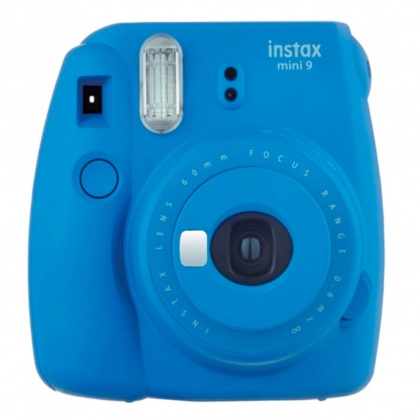 INSTAX mini 9 (Cob Blue) – bir lahzada chiquvchi suratlar uchun fotokamera