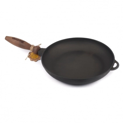 Maysternya T303 yog‘och tutqichli chugunli tovasi, 26/4 sm